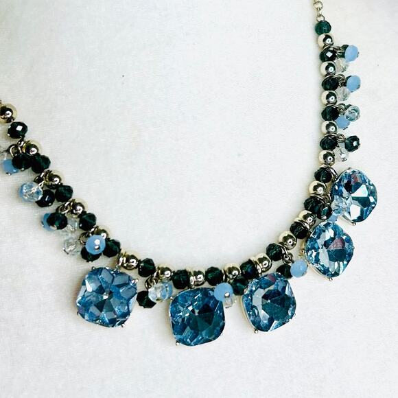 Ann Taylor Light Dark Blue Faceted Rhinestone Silver Tone Statement Necklace - Picture 3 of 3